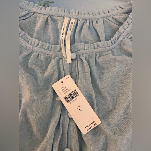 By Anthropologie Long-Sleeve Femme Ruched Cropped Top, Blue, M or L, NWT - Picture 11 of 11